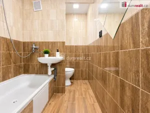 Pronájem bytu 1+kk, Ústí nad Labem - Severní Terasa, Ladova, 19 m2
