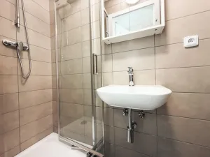Pronájem bytu 1+1, Praha, U první baterie, 28 m2