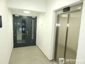 Prodej bytu 1+kk, Kladno, U Mrazíren, 29 m2