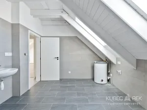 Prodej bytu 2+kk, Veselí nad Lužnicí, Budějovická, 78 m2