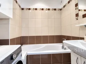 Prodej bytu 3+1, Písek - Budějovické Předměstí, Otakara Jeremiáše, 67 m2