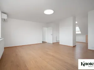 Pronájem kanceláře, Brno, Štefánikova, 400 m2