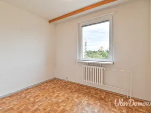 Prodej bytu 4+1, Praha - Lhotka, Toušeňská, 77 m2
