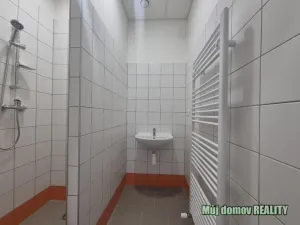 Pronájem skladu, Praha - Hostivař, K pérovně, 550 m2