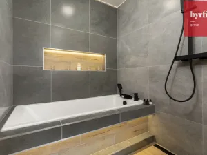 Prodej bytu 3+kk, Opava, Kolářská, 84 m2