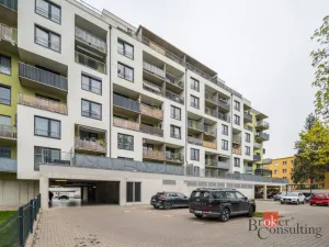Pronájem bytu 2+kk, Pardubice - Zelené Předměstí, Boženy Vikové-Kunětické, 58 m2