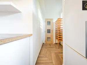 Prodej bytu 2+1, Unhošť, Komenského, 48 m2