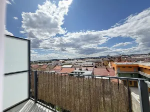 Pronájem bytu 2+kk, Brno - Židenice, Letní, 56 m2