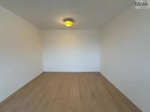 Pronájem bytu 1+1, Hrbovice, Klidná, 34 m2
