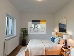 Prodej bytu 2+kk, Hevlín, 77 m2