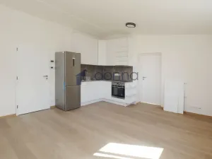 Pronájem bytu 2+kk, Praha, K lipám, 45 m2