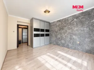Prodej bytu 2+1, Karviná - Nové Město, Fučíkova, 63 m2