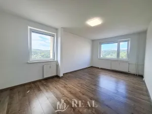 Prodej bytu 4+1, Jirkov, Na Borku, 77 m2