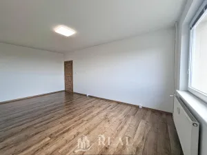 Prodej bytu 4+1, Jirkov, Na Borku, 77 m2