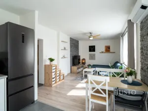 Prodej bytu 3+kk, Chržín - Budihostice, 73 m2