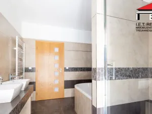 Prodej rodinného domu, Židlochovice, Meruňková, 326 m2