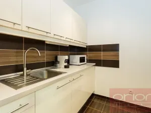 Pronájem kanceláře, Praha - Kunratice, Jana Růžičky, 38 m2