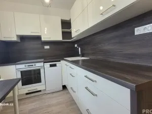 Prodej bytu 2+1, Kroměříž, 57 m2