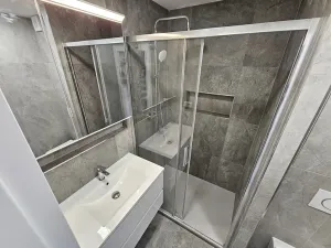 Pronájem bytu 2+kk, Praha - Hostivař, Sáňkařská, 40 m2