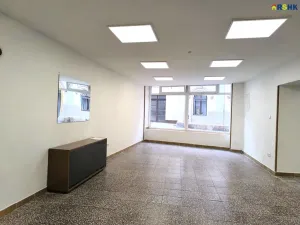 Pronájem obchodního prostoru, Polička, Riegrova, 70 m2
