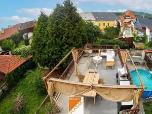 Pronájem bytu 2+1, Kadaň, Mírové náměstí, 109 m2