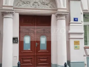 Pronájem garáže, Praha - Vinohrady, Mánesova, 10 m2