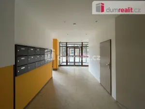 Pronájem bytu 1+kk, Praha - Písnice, Na okruhu, 20 m2