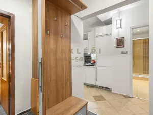 Prodej bytu 4+kk, Praha, Pod lysinami, 81 m2
