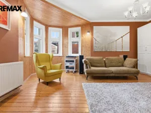 Prodej bytu 4+1, Karlovy Vary, Ondříčkova, 87 m2