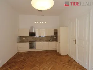 Pronájem bytu 3+1, Praha - Vinohrady, Mánesova, 100 m2