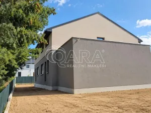 Prodej rodinného domu, Kamenice, Benešovská, 159 m2