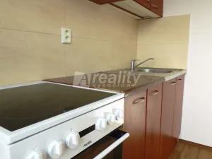 Pronájem bytu 1+1, Náměšť nad Oslavou, Zborovská, 35 m2