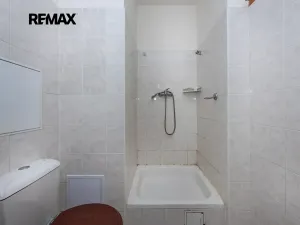 Prodej bytu 2+kk, Praha - Kyje, Lipnická, 42 m2