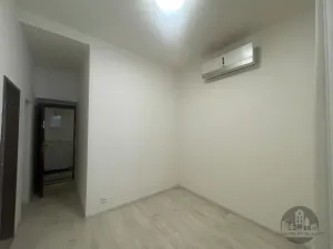 Pronájem bytu 1+kk, Praha - Smíchov, Plzeňská, 11 m2