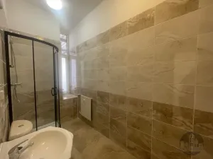 Pronájem bytu 1+kk, Praha - Smíchov, Plzeňská, 11 m2