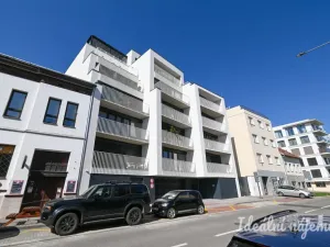Pronájem bytu 2+kk, Brno, Poděbradova, 59 m2