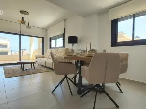 Prodej bytu 4+kk, San Miguel de Salinas, Alicante, Španělsko, 118 m2