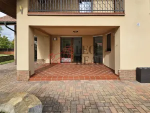 Prodej vily, Kamenice - Ládví, Lísková, 316 m2