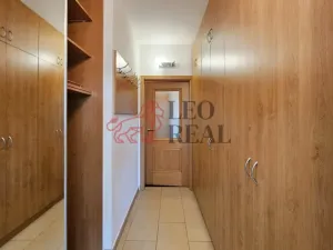 Prodej vily, Kamenice - Ládví, Lísková, 316 m2