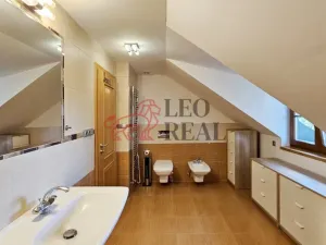 Prodej vily, Kamenice - Ládví, Lísková, 316 m2