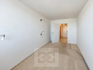 Pronájem bytu 2+kk, Praha - Hloubětín, Slévačská, 48 m2