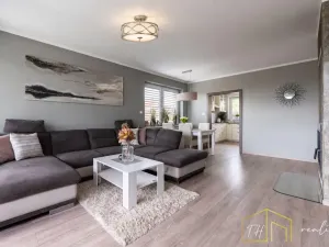 Prodej rodinného domu, Dubí - Mstišov, Mstišovská, 154 m2