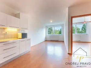 Prodej bytu 2+kk, Praha - Prosek, Mimoňská, 60 m2
