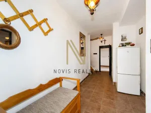 Prodej chalupy, Bošice - Hradčany, 158 m2