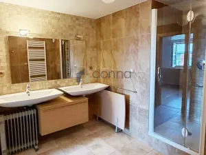 Pronájem bytu 3+kk, Praha, Korunní, 157 m2