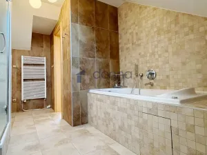 Pronájem bytu 3+kk, Praha, Korunní, 157 m2