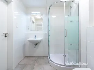 Pronájem bytu 1+kk, Praha - Hostivař, Arnošta Staňka, 32 m2