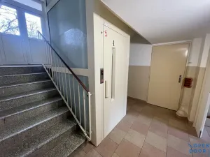 Prodej bytu 3+1, Chomutov, Pod Břízami, 61 m2