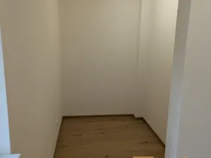 Pronájem bytu 3+kk, Praha - Žižkov, Jeseniova, 110 m2