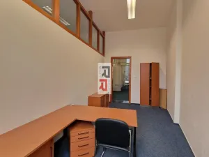 Pronájem kanceláře, Olomouc, Dolní náměstí, 17 m2
